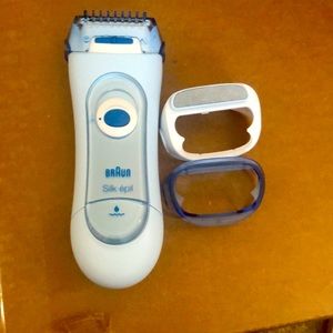 BrAun silk-epil batter operated shaver